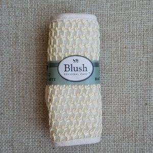 Blush Makeup - BLUSH 3 bath bombs & bath mitt Blush Makeup - BLUSH 3 bath bombs & bath mitt